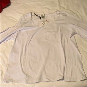 Plus size white 3/4 sleeve top